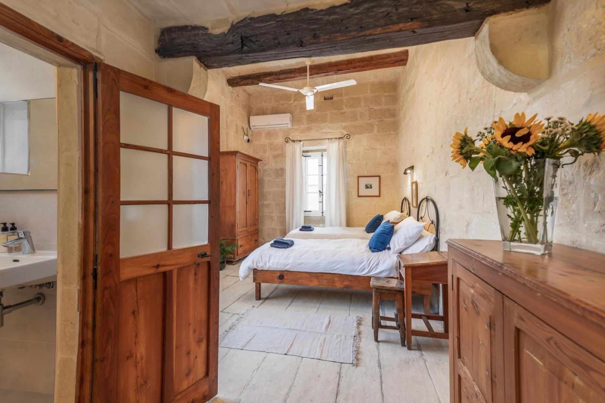 Dar Ta' Betta Farmhouse With Private Pool Għarb Eksteriør bilde