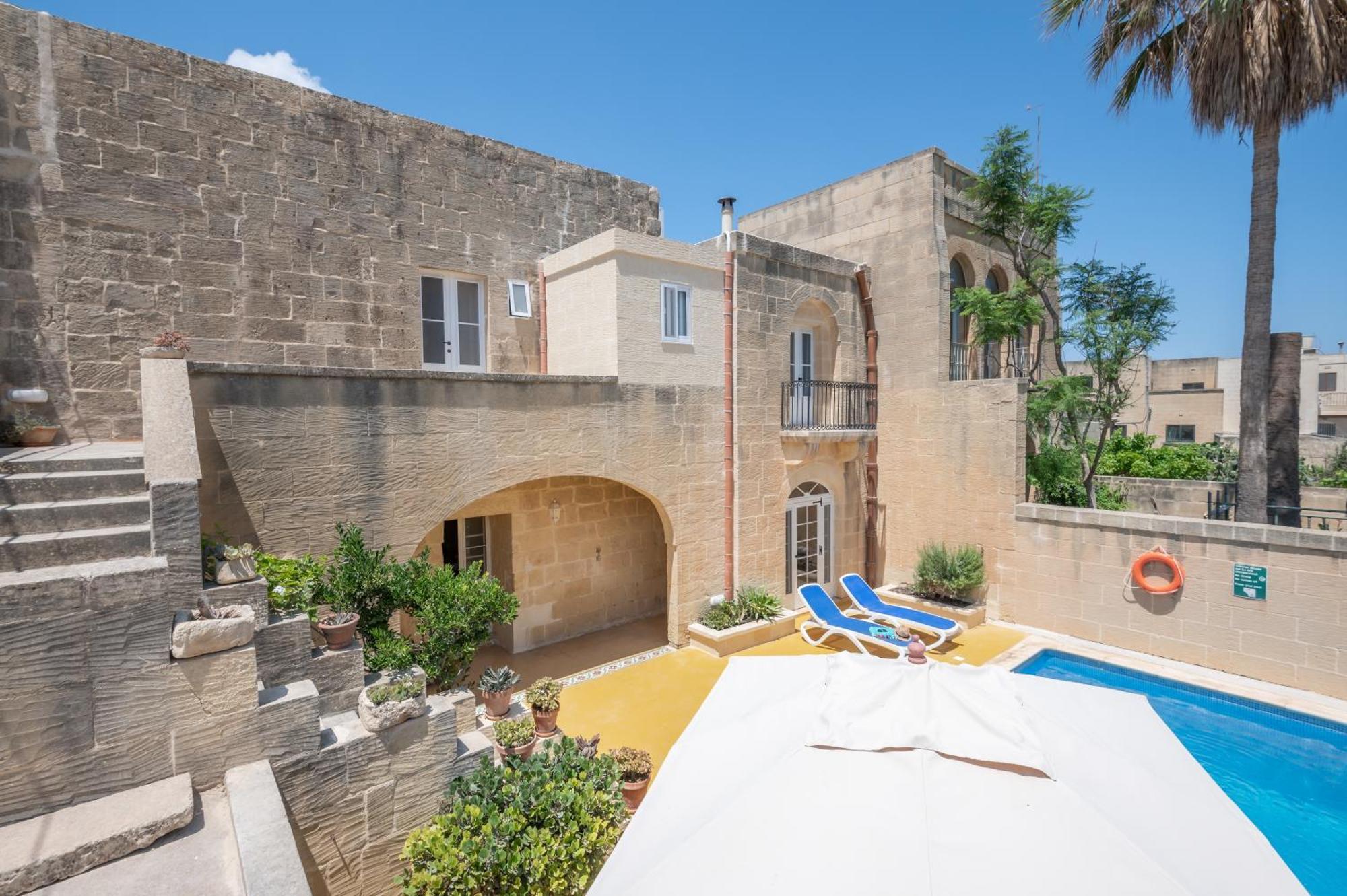 Dar Ta' Betta Farmhouse With Private Pool Għarb Eksteriør bilde